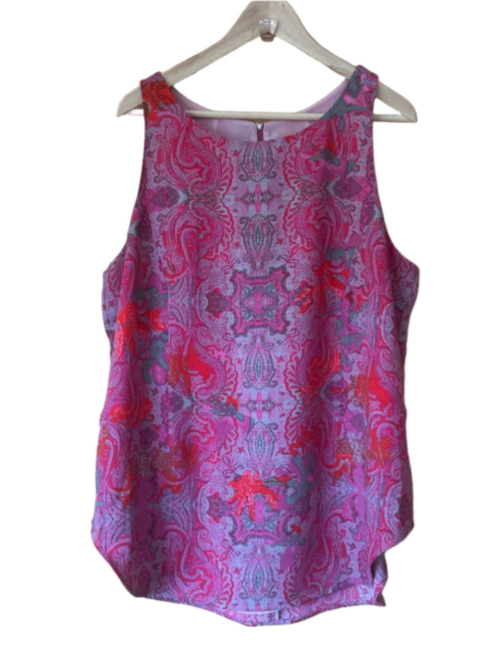 CAbi Pink Purple Paisley Print Tank Top